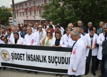 ACIMIZ ÇOK BÜYÜK… SAĞLIKTA ŞİDDET CAN ALMAYA DEVAM EDİYOR