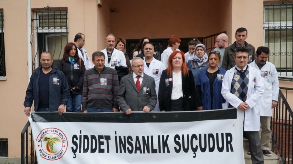 Hekimler şiddet yasası istiyor