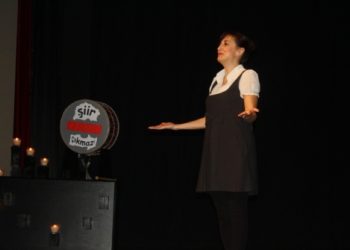 BTO Parantez Sahnesi Tiyatro Gösterimi