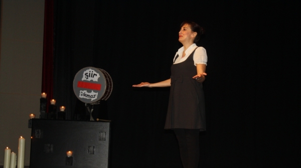 BTO Parantez Sahnesi Tiyatro Gösterimi