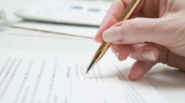 Doç. Dr. İlker Belek’i Üniversite’den Koparma Girişimlerini Kabul Etmiyoruz