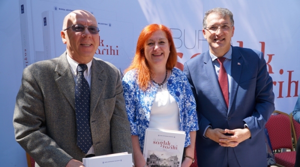 Bursa’nın sağlık tarihi kitaplaştırıldı