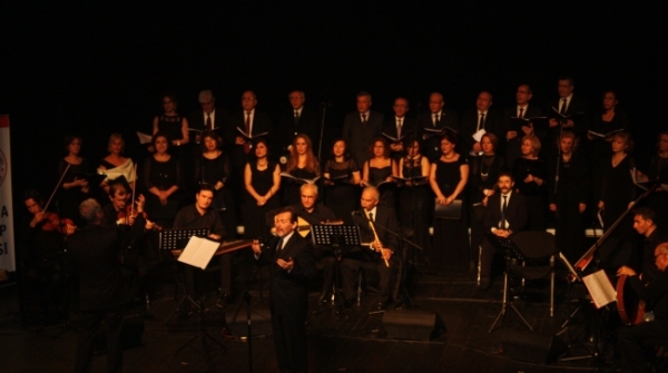TÜRK SANAT MÜZİĞİ KOROSU KONSERİ