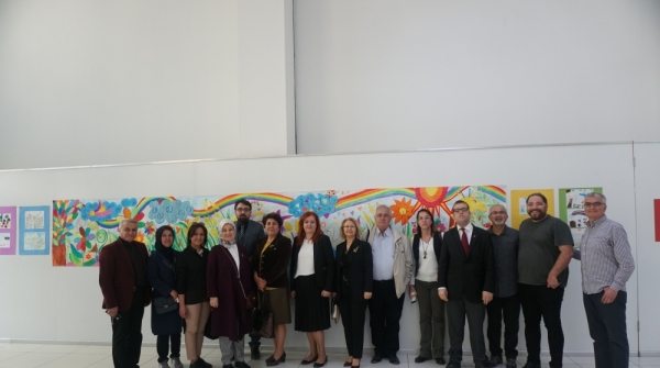 Lösemili çocuklardan resim sergisi