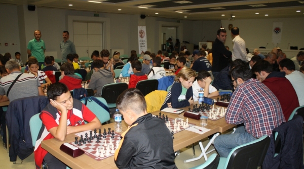 Bursa Tabip Odası Satranç Turnuvası başladı