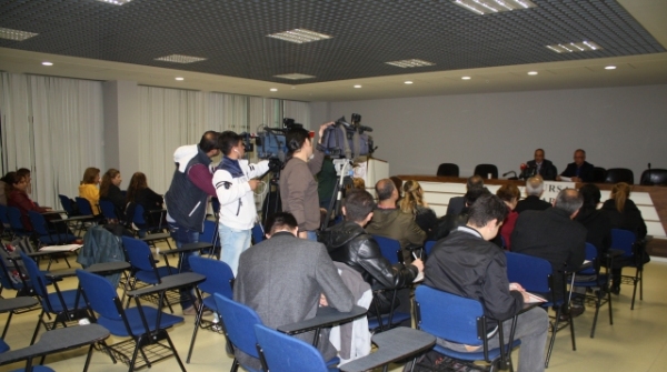 Basın Açıklaması: Mersinli Aile Hekimlerini Destekliyoruz