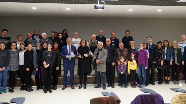 “Kaplumbağa Terbiyecisi” Ressamın anlatmak isteği ile sanatseverin anladığı ne kadar örtüşür? konulu söyleşi gerçekleştirildi.