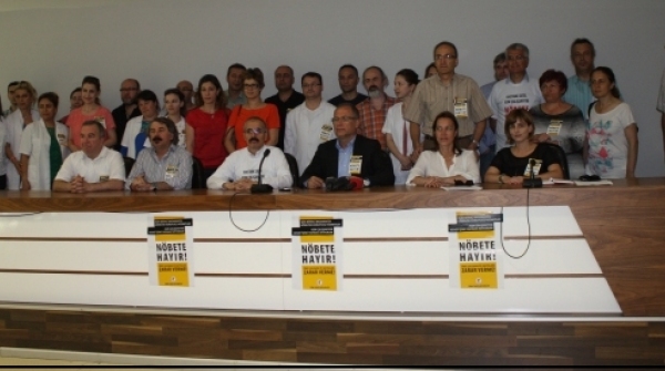 SAĞLIK HİZMETLERİNİ TİCARİLEŞTİREN ANLAYIŞ ACİLLERİ ACİL NÖBETLERİ AİLE HEKİMLERİNİ ÇÖKERTİYOR!