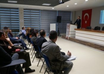 SGK ile Sağlık Hizmet Sunucuları arasındaki hukuki ilişki ve sağlık personelinin hukuki sorumlulukları bilgilendirme toplantısı