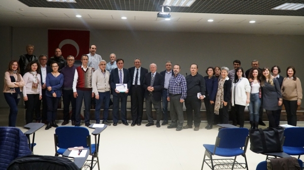 "Nörodejeneratif Hastalıkların Tedavisinde Yeni Yaklaşımlar: Tıbbi Beslenme" konulu STE etkinliği yapıldı.