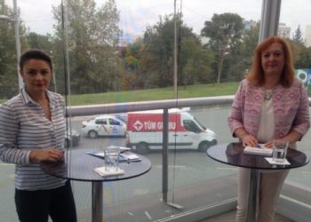 Dr. Güzide Elitez AS TV’de canlı yayına katıldı