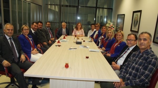 Bursa İl Sağlık Müdürü Dr. Özcan Akan Odamızı ziyaret etti