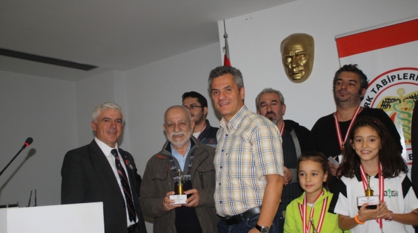 Sağlıklı Bursa’yı Düşünüyorum SATRANÇ OYNUYORUM… Satranç Turnuvası Sona Erdi