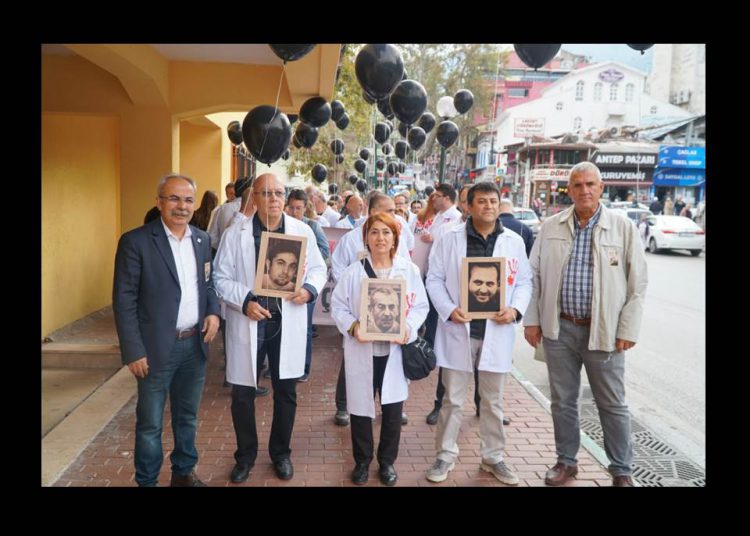 Hekimler isyanda: Sağlıkta Şiddet Yasası hemen şimdi!