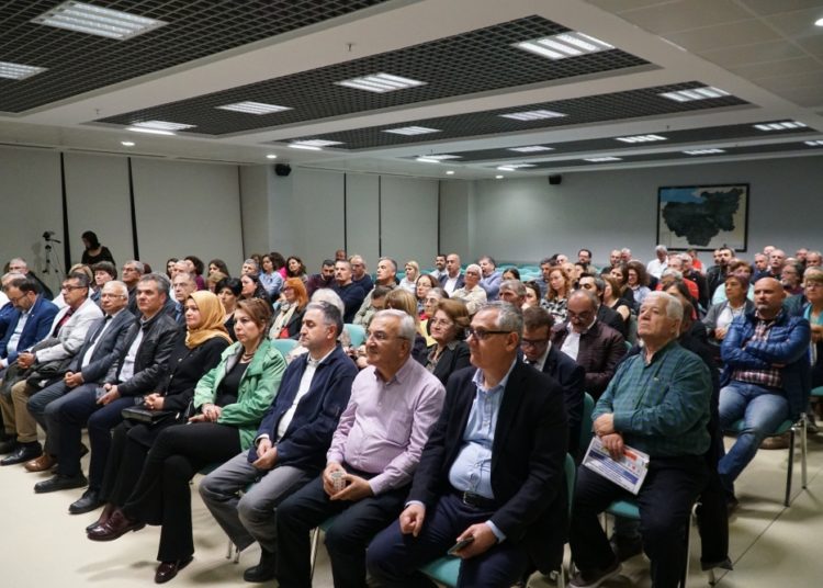 “Geçmişten Günümüze İnsan Hakları” paneli yapıldı