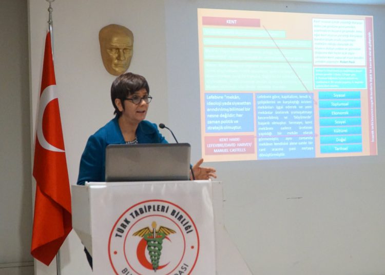 “Kentli Hakları” paneli yapıldı