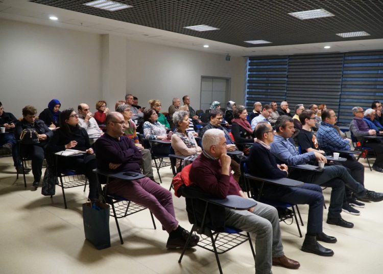 “İşyerinde Omurga Ağrıları ve Postür Bozuklukları” konulu eğitim yapıldı