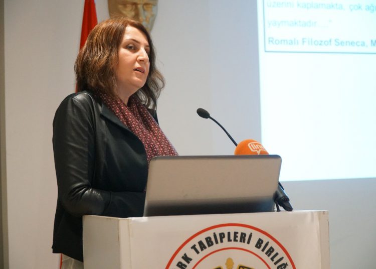 “Bursa’da Hava Kirliliği: Nefes Almak İstiyoruz!” konulu panel yapıldı