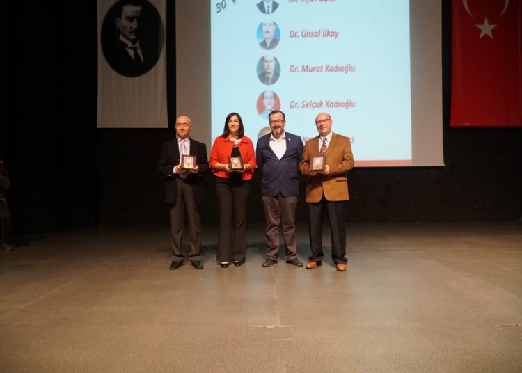 100. yılında 14 Mart Tıp Bayramı