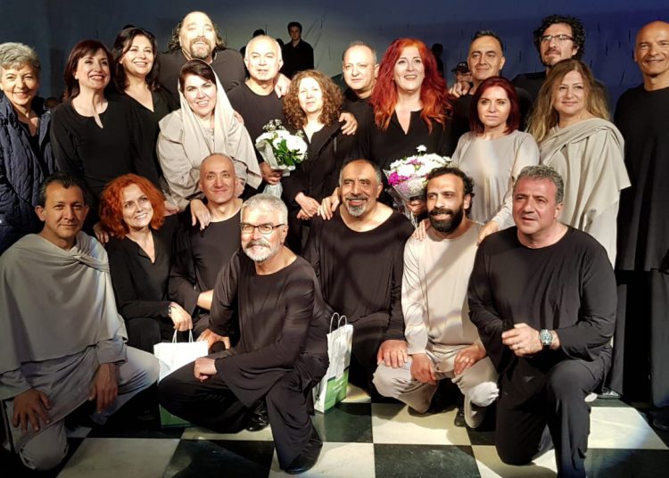 Parantez Sahnesi Osmangazi Belediyesi 3. Meslek Tiyatroları Festivaline katıldı