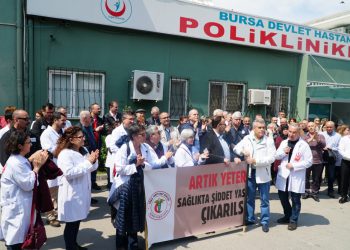 Sağlıkta şiddete karşı Sağlık Bakanlığını göreve ve TTB ile birlikte mücadeleye davet ediyoruz!