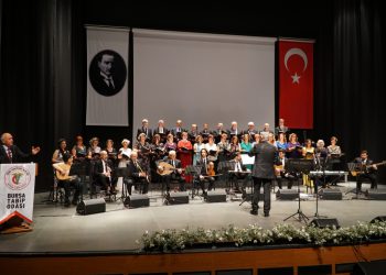 Türk Sanat Müziği Korosu konseri yapıldı.