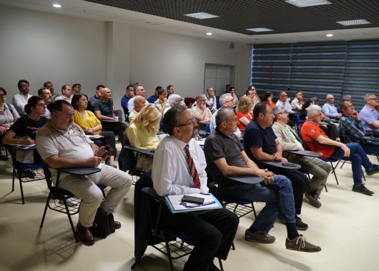 “Çocuklarda Döküntülü Hastalıklar” Konulu STE Etkinliği Yapıldı