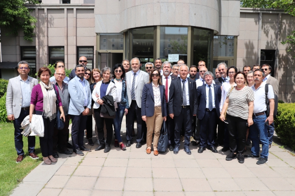 TTB Merkez Konseyi üyelerine hapis cezası verilen bir ülkede haktan, hukuktan ve adaletten söz edilemez!