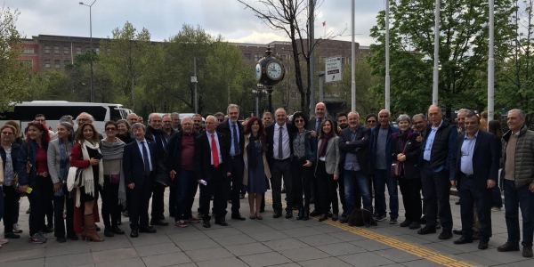 TTB davasında utanç verici karar: Barış isteyen TTB Merkez Konseyi üyelerine hapis cezası verildi