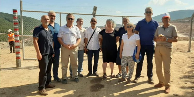 Ağaç kıyımını protesto etmek için Çanakkale’deyiz…