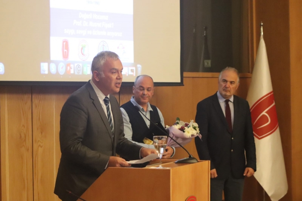 Prof. Dr. Kayıhan Pala ve Dr. Bülent Şık, Nusret Fişek Halk Sağlığı Hizmet Ödülü’ne layık görüldü