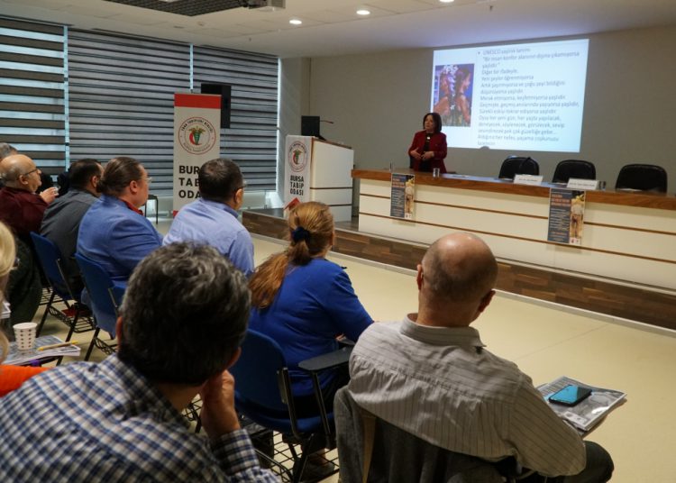 Yaşlılarda Kas İskelet Sistemi Ağrılarına Yaklaşım Sempozyumu yapıldı