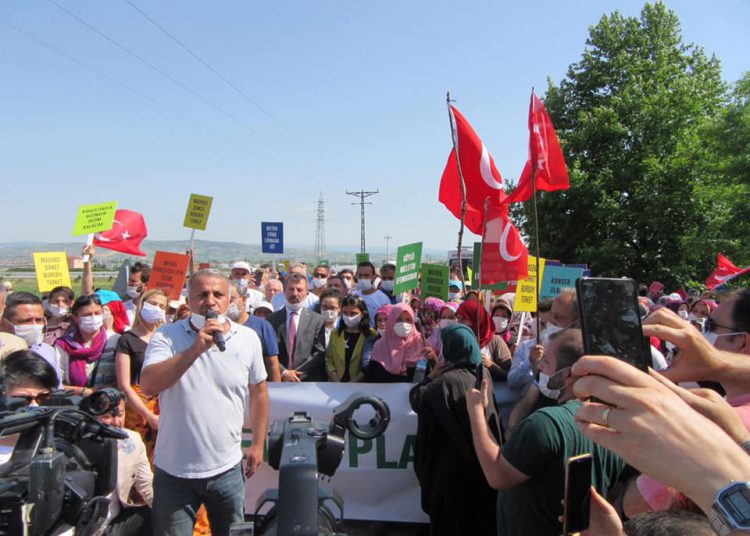 Adı yerli sahibi Lübnanlı madenci şirket Bursa’yı terket