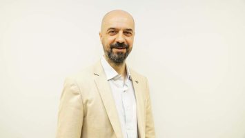 Dr. Levent Tufan Kumaş