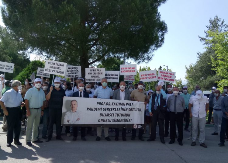 Prof.Dr.Kayıhan PALA Halk Sağlığının Kararlı Savunucusu Türk Tabipleri Birliği’nin Onurudur!