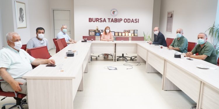 Prof. Dr. Kayıhan Pala’ya destek ziyareti