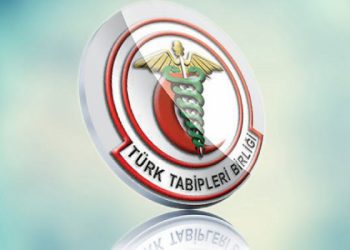 TTB Sağlık Bakanlığı’na Türkiye genelinde COVID-19 filyasyon algoritmasını ve influenza mevsimi yaklaşırken pandemi ve grip vakalarının karşımasını önleyecek ne gibi hazırlıklar yürütüldüğünü sordu