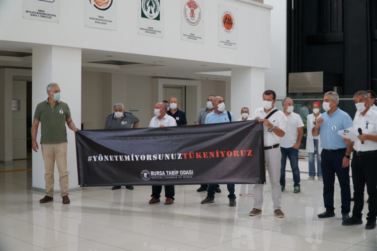 Salgınla mücadelenin yolu Tabip Odalarına saldırmak değildir