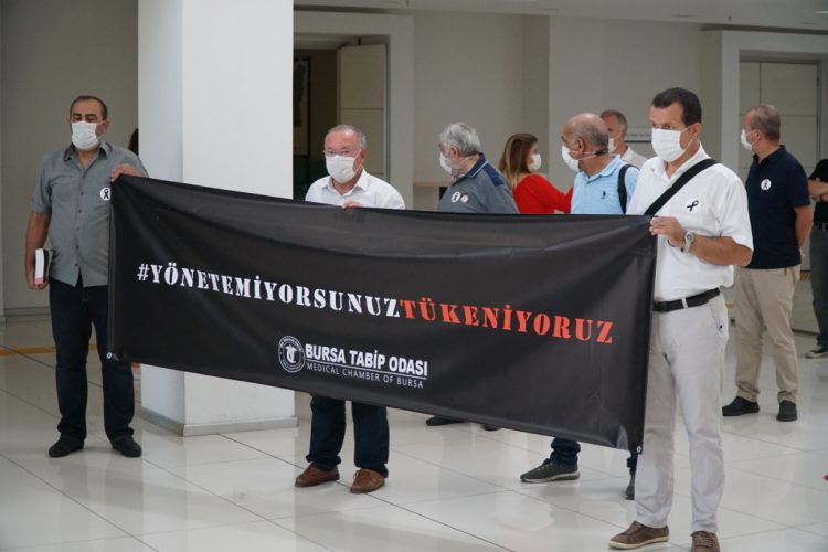 Salgınla mücadelenin yolu Tabip Odalarına saldırmak değildir