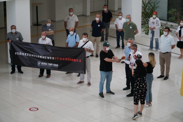 Salgınla mücadelenin yolu Tabip Odalarına saldırmak değildir