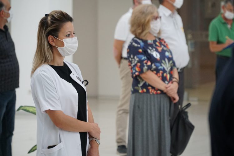 Salgınla mücadelenin yolu Tabip Odalarına saldırmak değildir