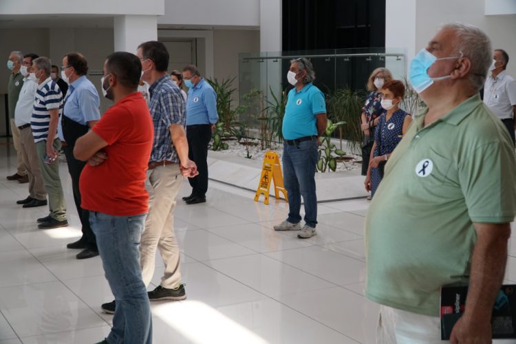 Salgınla mücadelenin yolu Tabip Odalarına saldırmak değildir