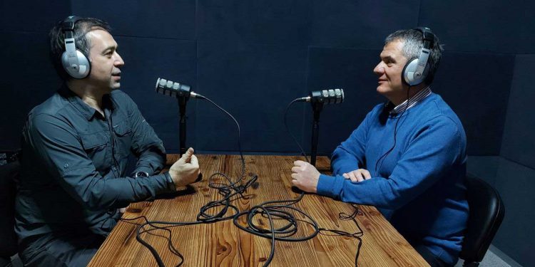 mustafa-sertac-alpaslan-turkkan