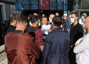 Van-Hakkari Tabip Odası Başkanı’nın gözaltına alınmasını şiddetle kınıyoruz!