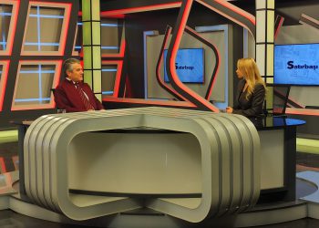 Doç. Dr. Türkkan, hekimlerin taleplerini canlı yayında anlattı