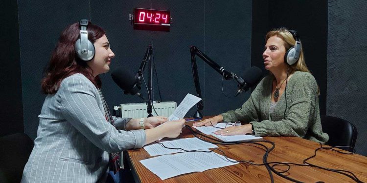 yesim-uncu-dilara-ovun