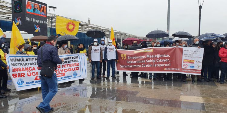 Geçinemiyoruz insanca bir yaşam istiyoruz!