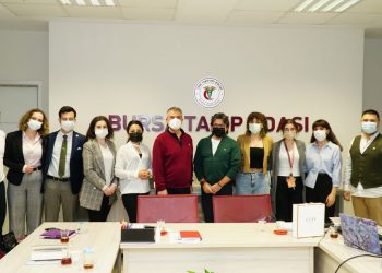 Bursa Tabip Odası, Eczacılar Kooperatifi ile Tıp Öğrencilerini Biraraya Getirdi