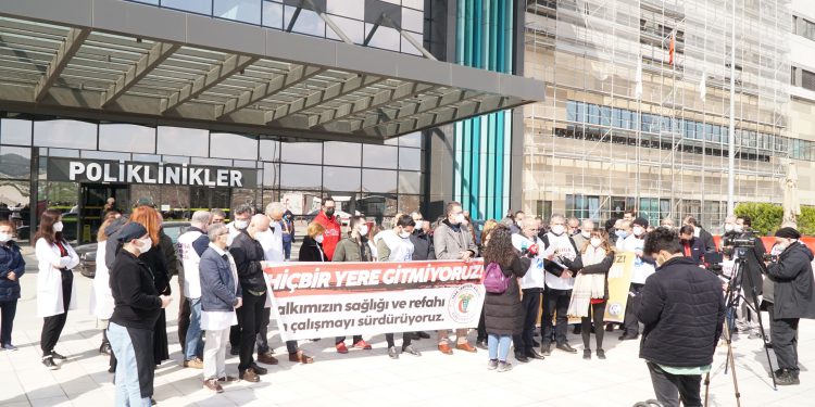 Hiçbir yere gitmiyoruz!