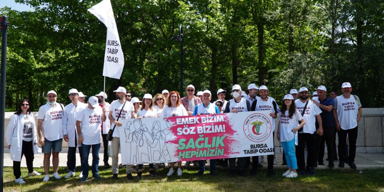 Beyaz Miting’de, Ankara’da buluştuk: Emek Bizim, Söz Bizim, Sağlık Hepimizin!